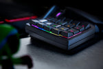 Load image into Gallery viewer, Razer Tartarus V2 Chroma - Teclado gaming - Negro
